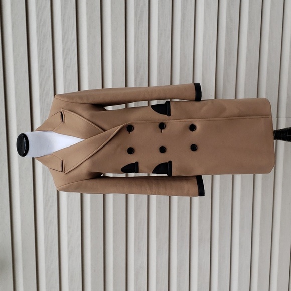 BURBERRY LAMBSKIN TRIM WOOL CASHMERE BLEND TAILORED TRENCH COAT IN CAMEL - Picture 3 of 14
